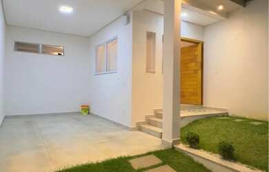 Imagem: Excelente casa a venda em bairro nobre de Varginha