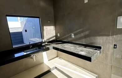 Imagem 15: LINDA CASA NO BAIRRO GUARUJÁ, PRÓXIMO A LAGOA