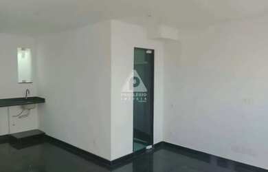 Imagem 8: Cobertura Luxuosa à Venda em Copacabana 4 Suítes, Terraço e Churrasqueira