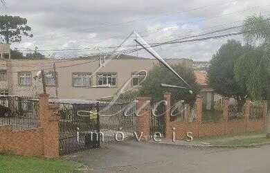 Imagem: O apartamento possui 3 Dormitórios, 1 Banheiro, 1 Vaga na garagem