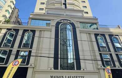 Imagem: O apartamento possui 4 Dormitórios, 4 Banheiros, 3 Vagas na