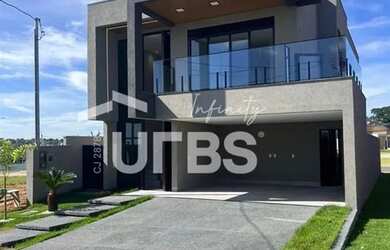 Imagem: A casa possui 3 Dormitórios, 5 Banheiros, 2 Vagas na garagem