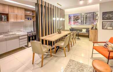 Imagem: O apartamento possui 2 Dormitórios, 2 Banheiros, 2 Vagas na