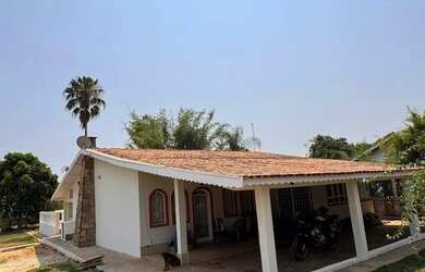 Imagem: A fazenda possui 1.800m² de Área e está localizado em Loteamento