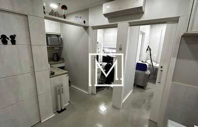 Imagem: O depósito possui 1 Vaga na garagem, 34m² de Área e está