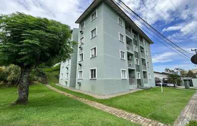 Imagem: O apartamento possui 3 Dormitórios, 1 Banheiro, 1 Vaga na garagem