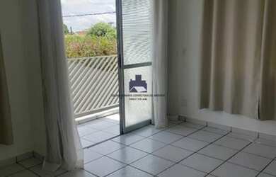 Imagem: O apartamento possui 2 Dormitórios, 1 Banheiro, 2 Vagas na