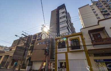 Imagem 2: PORTO ALEGRE - Apartamento Padrão - Floresta