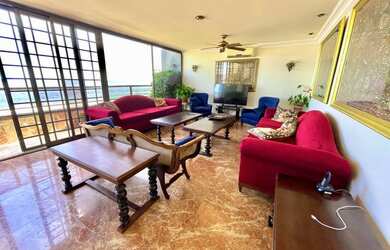 Imagem 4: Cobertura ampla na Vieira Souto - casa suspensa em frente ao mar