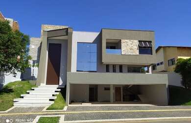 Imagem: A casa em condomínio possui 5 Dormitórios, 5 Banheiros, 5