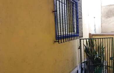 Imagem 5: Aluguel casa. 10m² de Área, 1 Banheiroe1 Dormitório