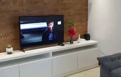 Imagem: A casa possui 3 Dormitórios, 1 Banheiro, 5 Vagas na garagem