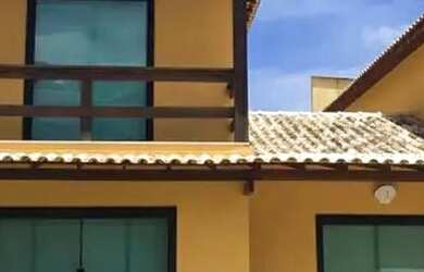 Imagem: A casa em condomínio para alugar possui 3 Dormitórios, 1 Banheiro