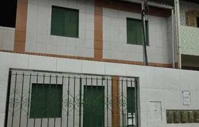 Imagem: A casa possui 2 Dormitórios, 1 Banheiro, 78m² de Área e