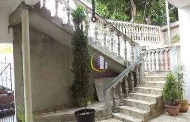 Imagem: A casa possui 5 Dormitórios, 3 Banheiros, 199m² de Área e