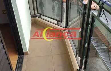 Imagem: A casa possui 3 Dormitórios, 2 Banheiros, 5 Vagas na garagem