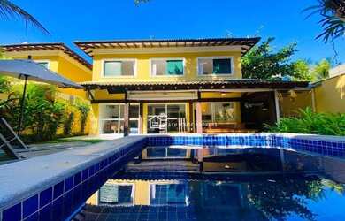 Imagem: A casa em condomínio possui 4 Dormitórios, 4 Banheiros, 2