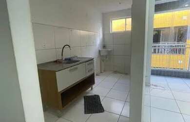 Imagem: O apartamento possui 2 Dormitórios, 1 Banheiro, 1 Vaga na garagem