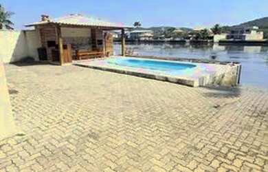 Imagem: A casa em condomínio possui 3 Dormitórios, 3 Banheiros, 1