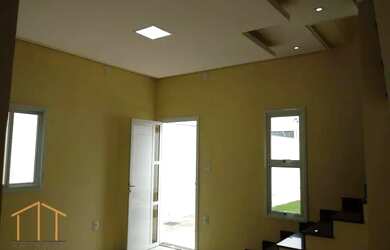 Imagem: A casa possui 3 Dormitórios, 3 Banheiros, 105m² de Área