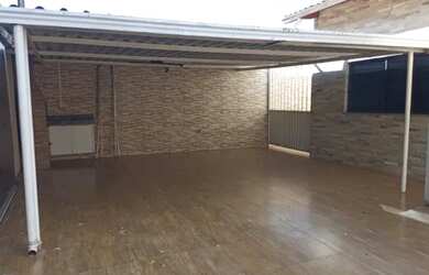 Imagem 4: Casas 305 Sul Alameda 02. Guarda roupa, 3 Vagas na garageme5 Dormitórios