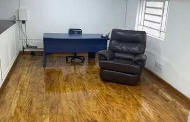 Imagem: O depósito possui 225m² de Área e está localizado em Centro