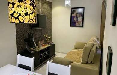 Imagem: A casa possui 2 Dormitórios, 1 Banheiro, 1 Vaga na garagem