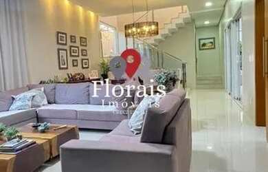 Imagem: A casa em condomínio possui 4 Dormitórios, 4 Banheiros, 3