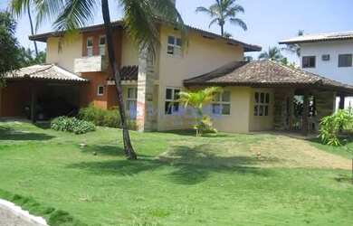 Imagem: A casa em condomínio possui 5 Dormitórios, 4 Banheiros, 250m²