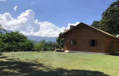 Imagem 2: Estância Privada na Serra Um cenário exclusivo para quem valoriza silêncio,...