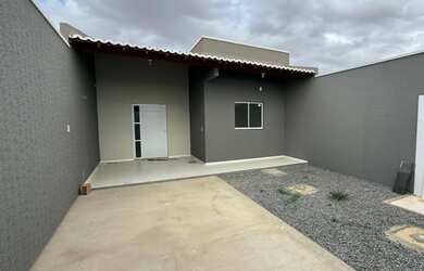 Imagem 2: CASA NO CENTRO DE LAURO DE FREITAS - RUA FERNANDO SANTOS CORREIA