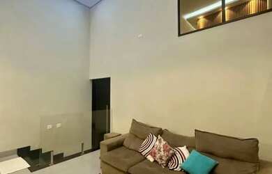 Imagem: A casa em condomínio possui 3 Dormitórios, 4 Banheiros, 2