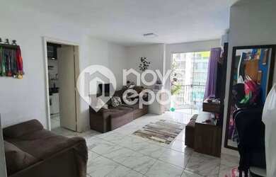 Imagem: O apartamento possui 2 Dormitórios, 2 Banheiros, 1 Vaga na