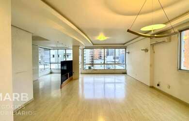 Imagem: O apartamento possui 3 Dormitórios, 3 Banheiros, 1 Vaga na