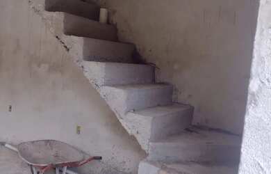 Imagem 2: Terreno com casa levantada e projeto pronto - 337,5 m² - Oportunidade