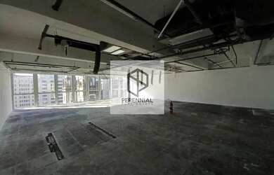 Imagem: O depósito possui 2.280m² de Área e está localizado em