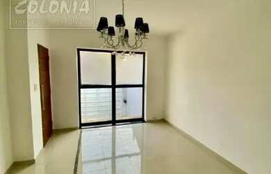 Imagem: A casa possui 2 Dormitórios, 2 Banheiros, 5 Vagas na garagem