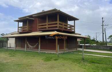 Imagem 2: Casa de 2 Pavimentos com Terreno Amplo - Guaiúba, Imbituba - SC