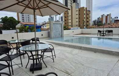 Imagem: O apartamento possui 4 Dormitórios, 4 Banheiros, 2 Vagas na