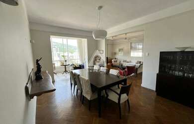 Imagem: O apartamento possui 4 Dormitórios, 3 Banheiros, 1 Vaga na