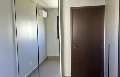 Imagem: O apartamento possui 3 Dormitórios, 5 Banheiros, 2 Vagas na