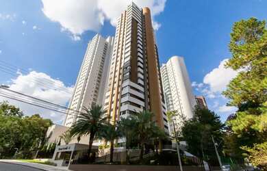 Imagem: O apartamento possui 3 Dormitórios, 3 Banheiros, 2 Vagas na