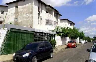 Imagem: O apartamento possui 3 Dormitórios, 1 Banheiro, 1 Vaga na garagem