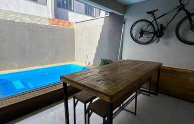 Imagem 5: Sobrado com piscina. Piscina, Churrasqueira, Imóvel mobiliadoeVaranda