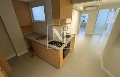 Imagem: O apartamento possui 2 Dormitórios, 2 Banheiros, 1 Vaga na