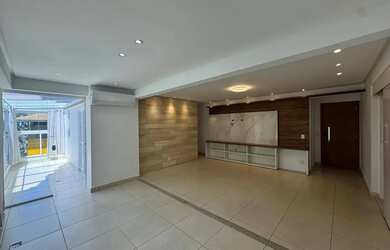 Imagem: O apartamento possui 3 Dormitórios, 4 Banheiros, 2 Vagas na