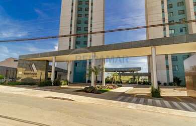 Imagem: O apartamento possui 2 Dormitórios, 2 Banheiros, 1 Vaga na