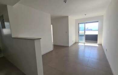 Imagem: O apartamento possui 3 Dormitórios, 1 Banheiro, 1 Vaga na garagem