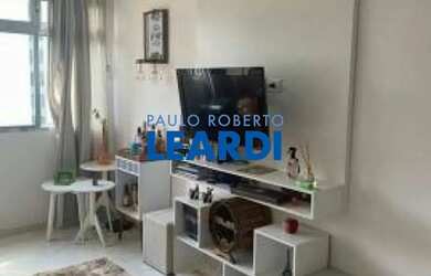 Imagem: O apartamento possui 1 Dormitório, 1 Banheiro, 56m² de Área