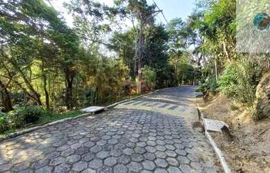 Imagem: O terreno possui 444m² de Área e está localizado em Sapê